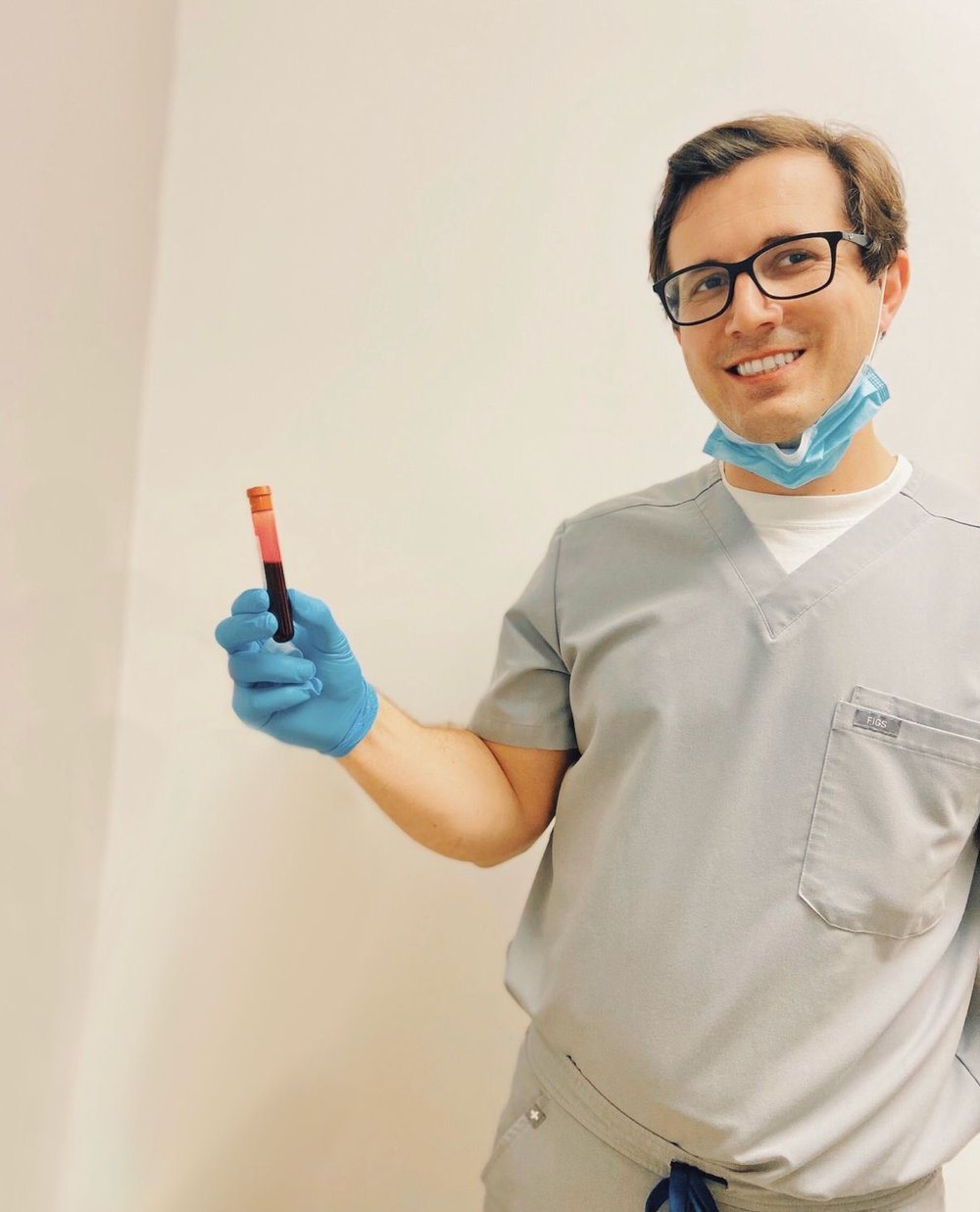 Dr. Gary Shlifer reviewing lab testing at Evolve Healthcare